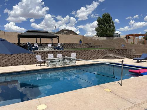 Adjustable Pool Volleyball AZ